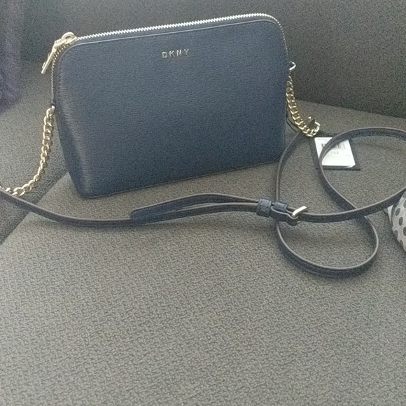 New with tags blue leather DKNY crossbody bag - Picture 3 of 3